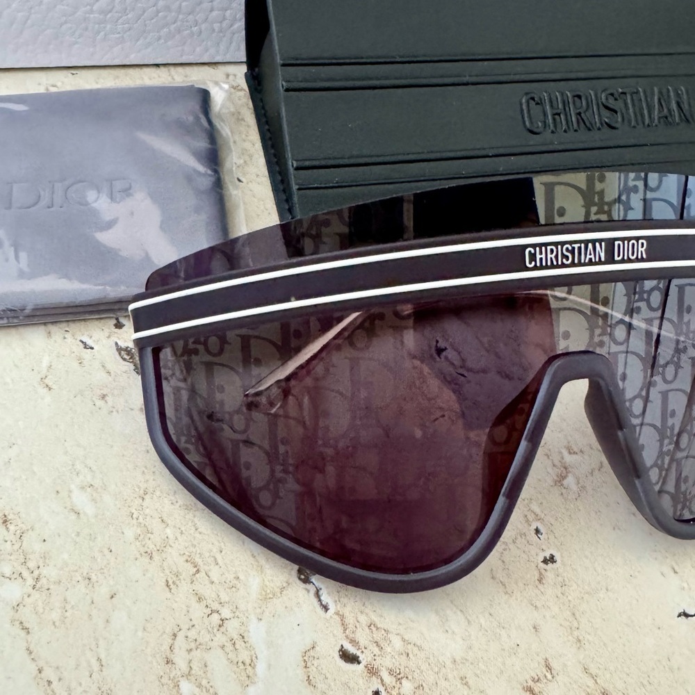 New! Dior Club M2U 31B8 Sunglasses, Monogram Lenses, Authentic! - Picture 6 of 16
